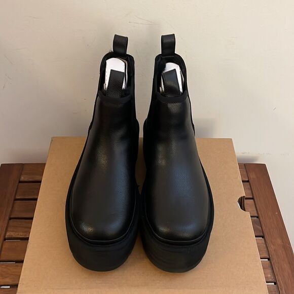 UGG Neumel Platform Chelsea Boots Black Women Size 9 - Picture 6 of 15